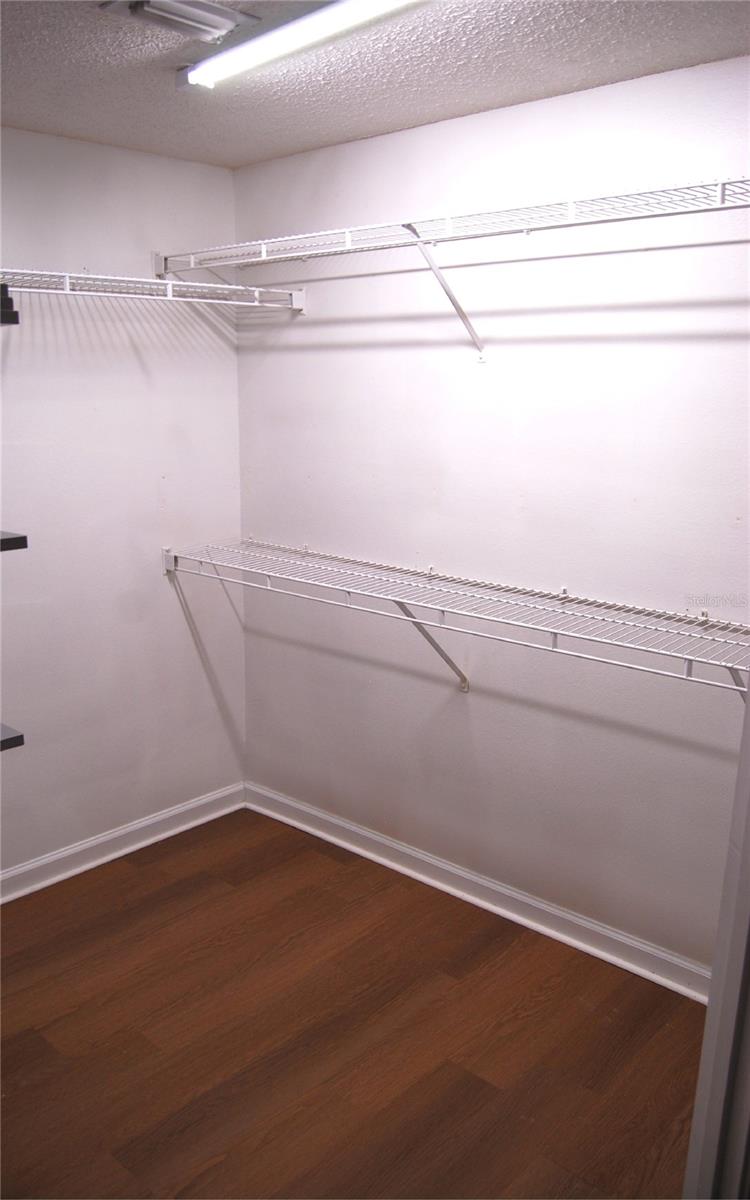 Image 16 of 33 For 12107 Poppy Field Lane 109