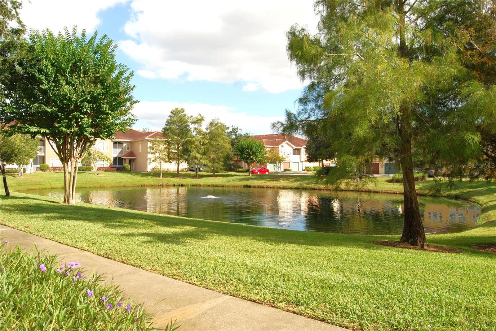 Image 18 of 33 For 12107 Poppy Field Lane 109