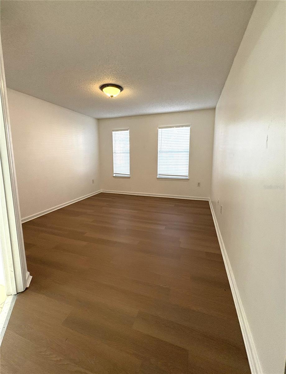 Image 29 of 33 For 12107 Poppy Field Lane 109