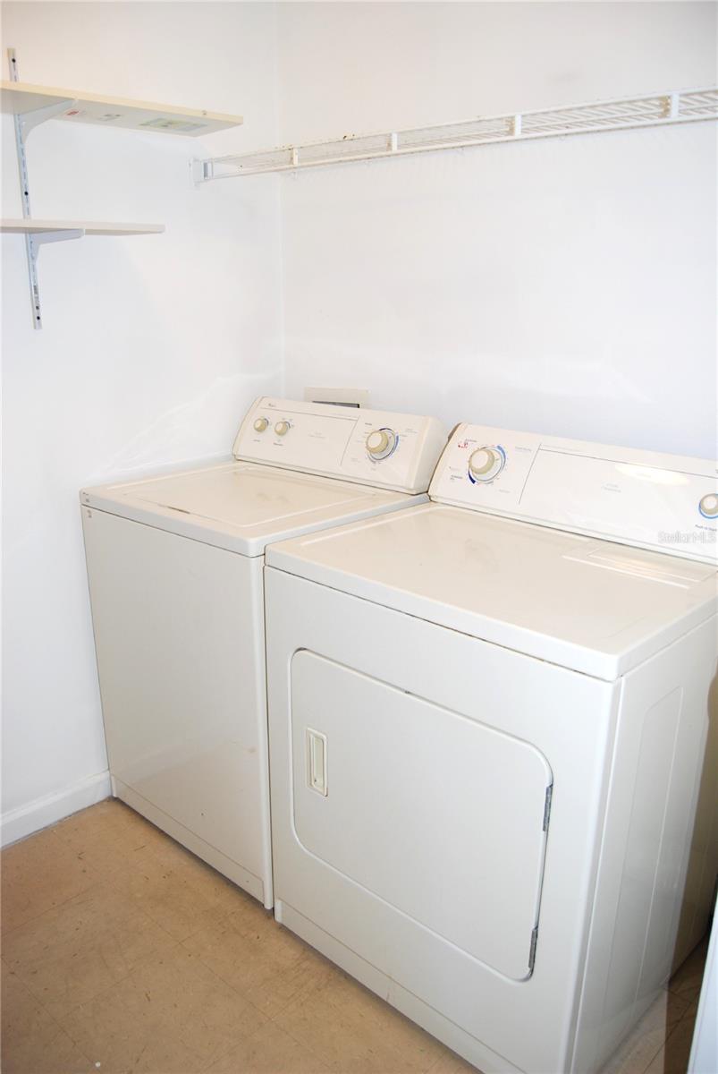 Image 32 of 33 For 12107 Poppy Field Lane 109