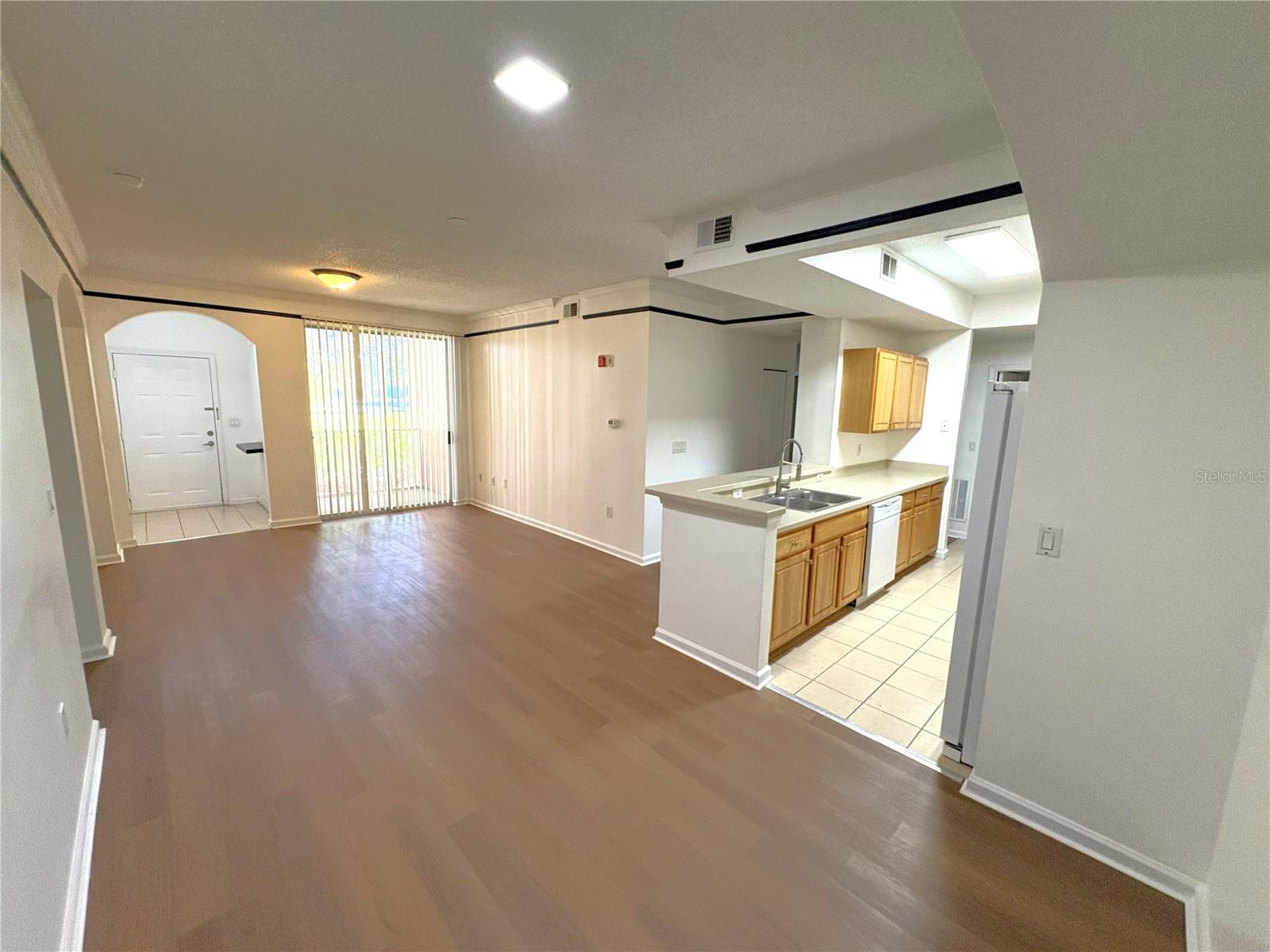 Image 9 of 33 For 12107 Poppy Field Lane 109