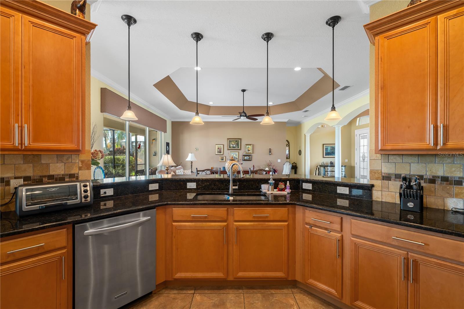 Image 25 of 53 For 4048 Phoenician Way