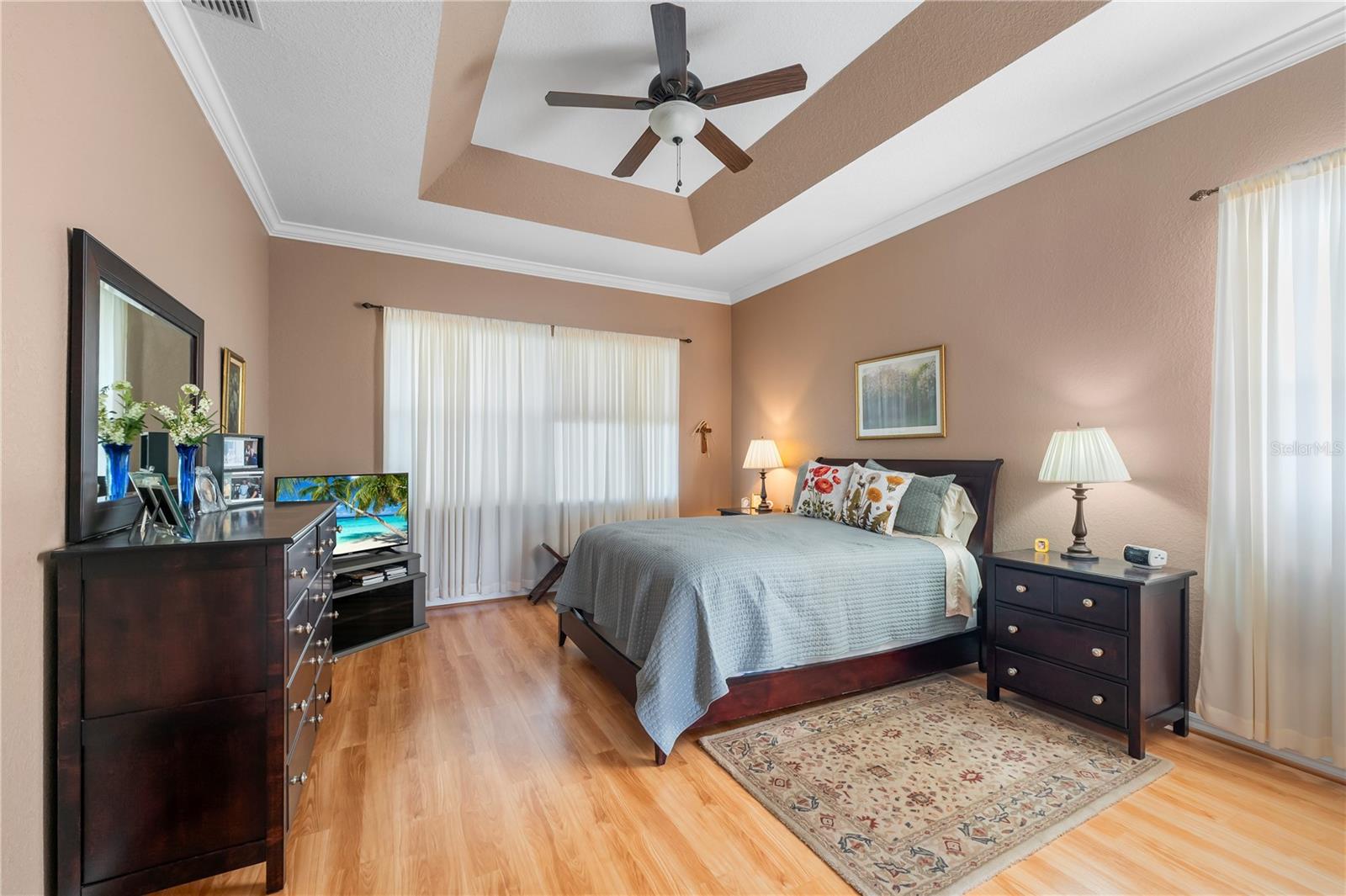 Image 34 of 53 For 4048 Phoenician Way