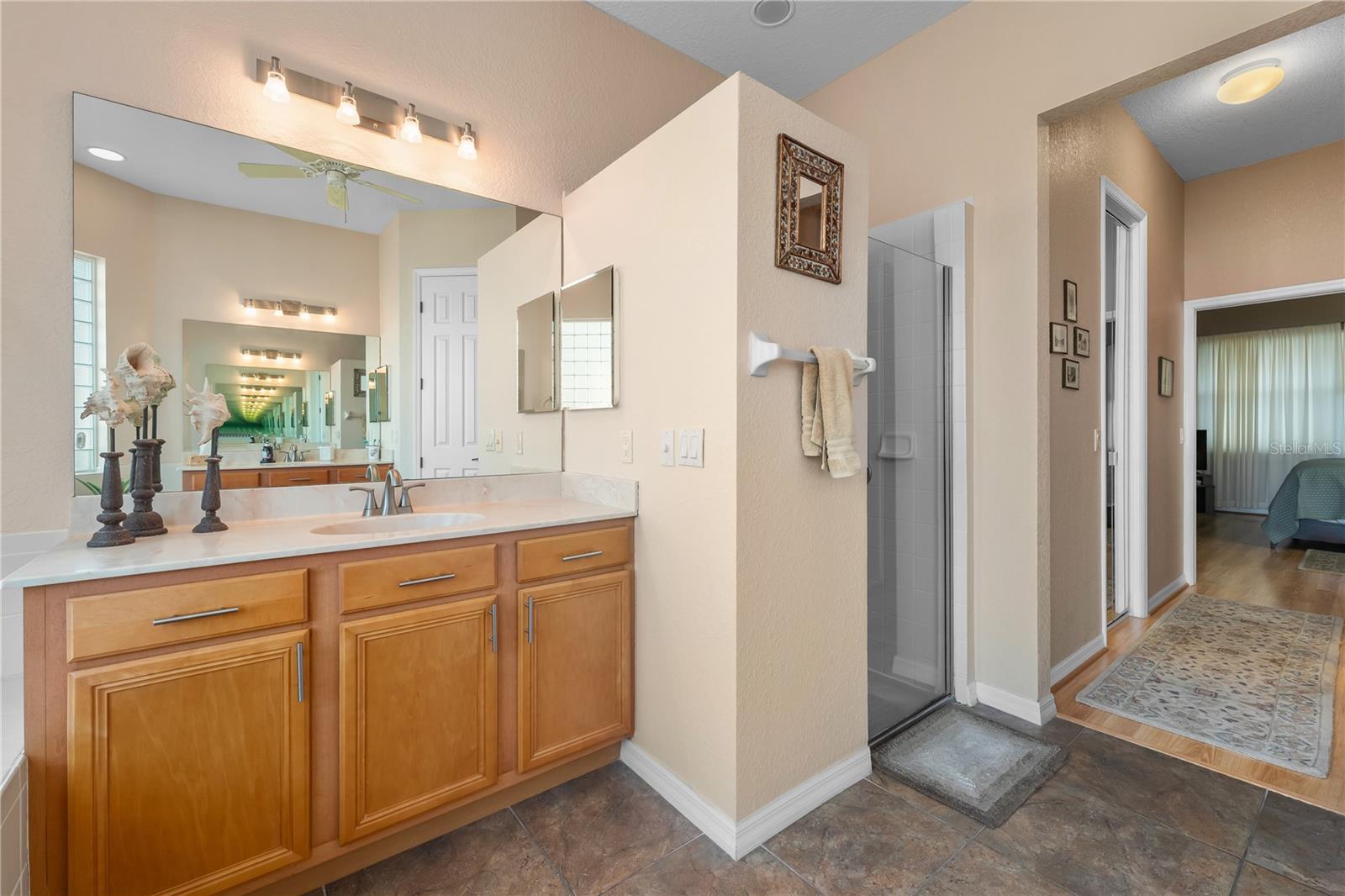 Image 38 of 53 For 4048 Phoenician Way