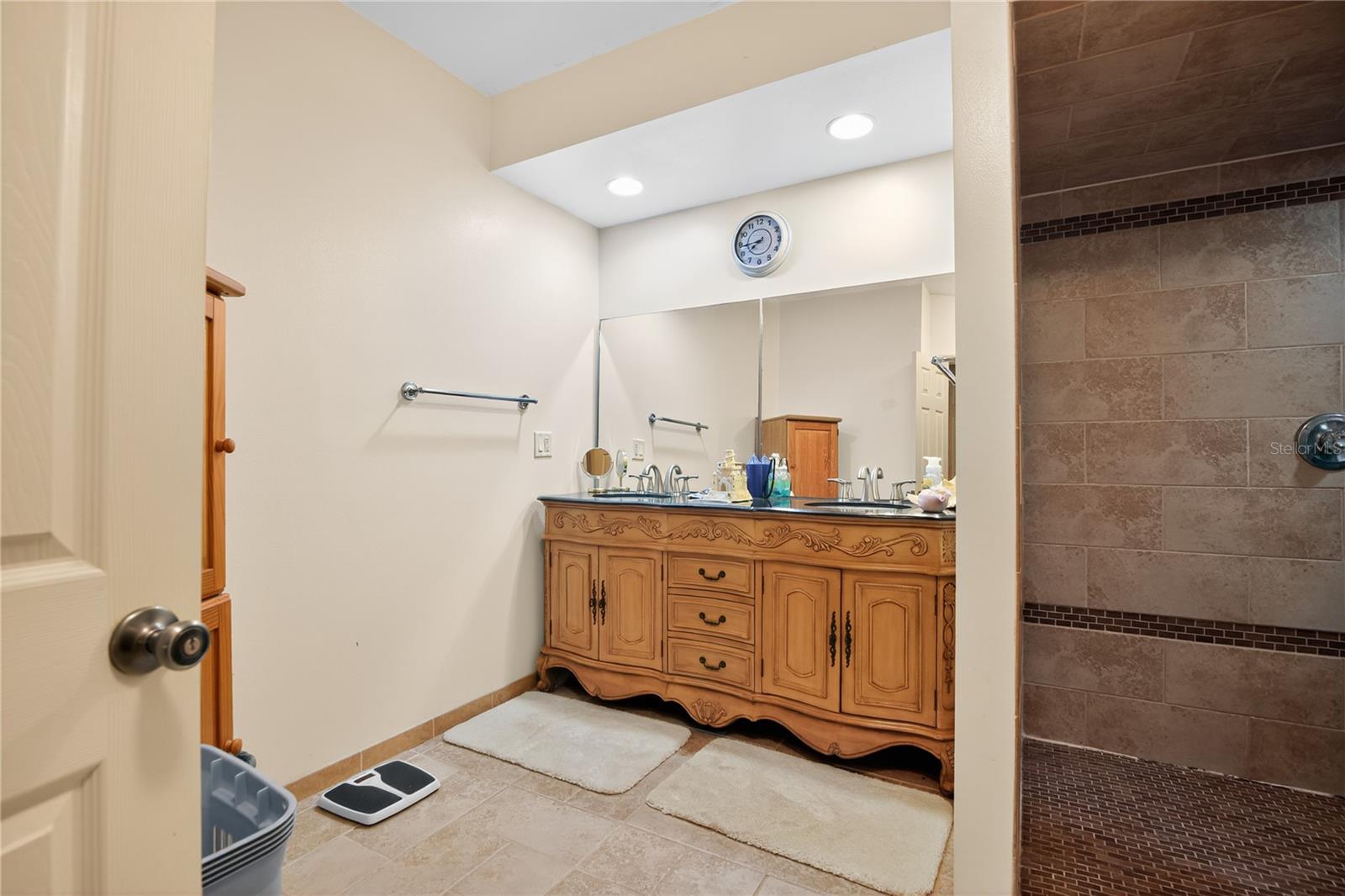 Image 17 of 30 For 782 173rd Avenue