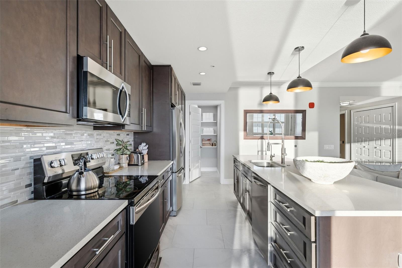 Image 19 of 36 For 16300 County Road 455  615