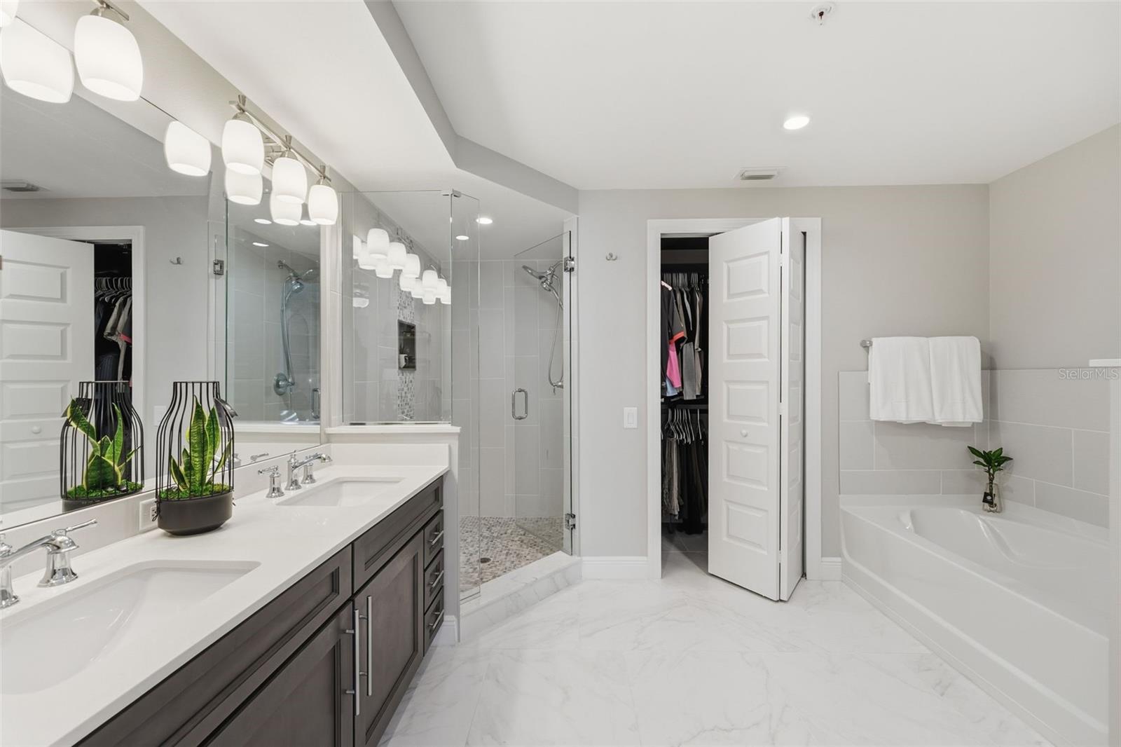 Image 22 of 36 For 16300 County Road 455  615