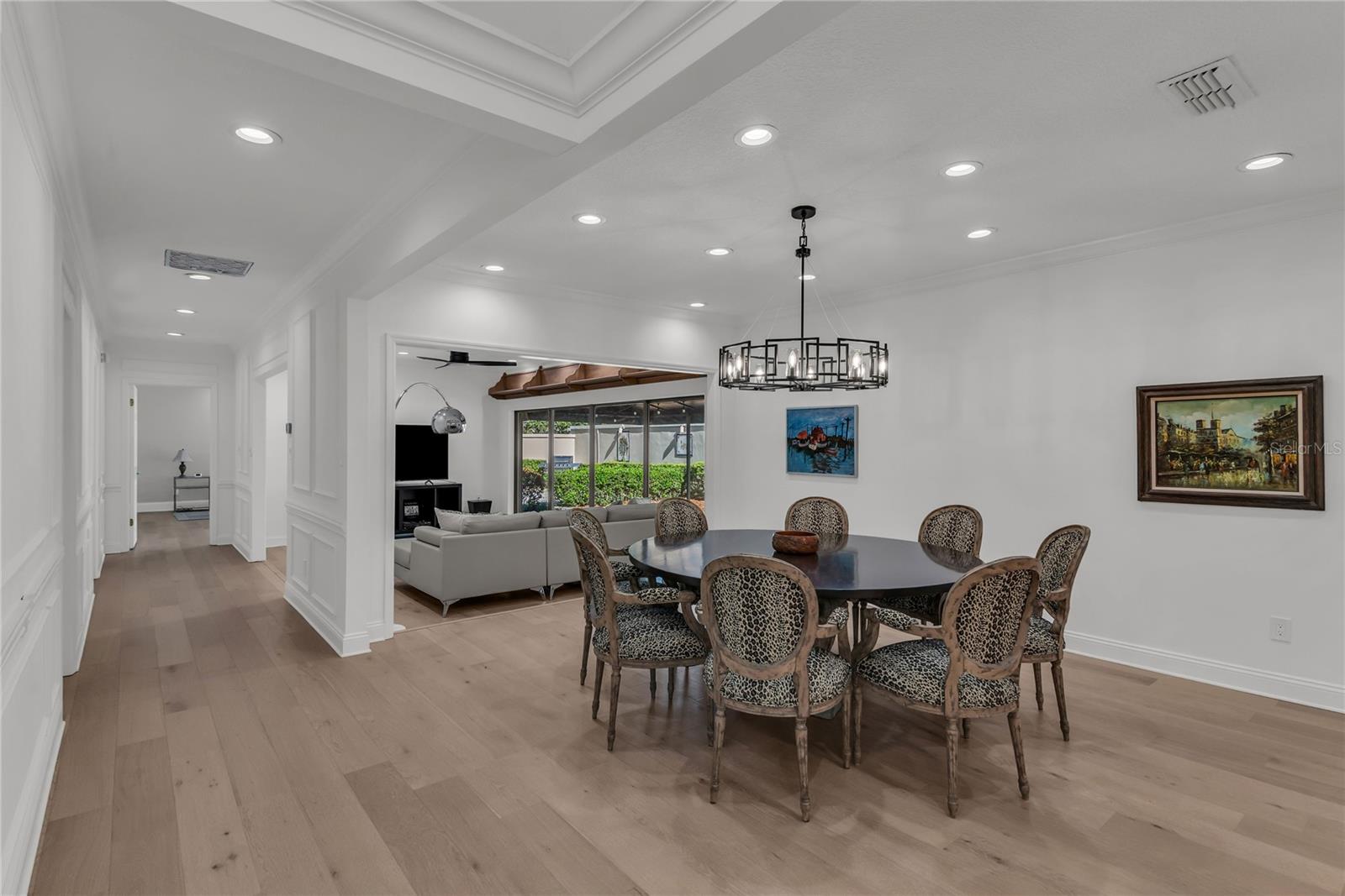 Image 11 of 50 For 5957 Chesapeake Park 60