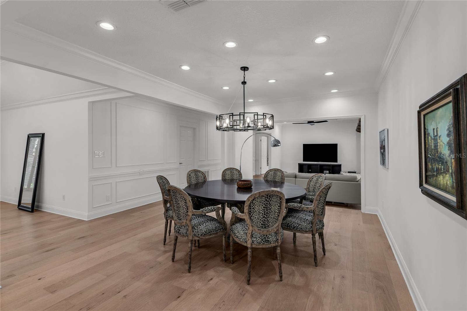 Image 12 of 50 For 5957 Chesapeake Park 60