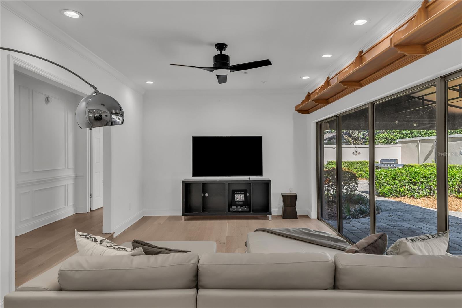 Image 13 of 50 For 5957 Chesapeake Park 60