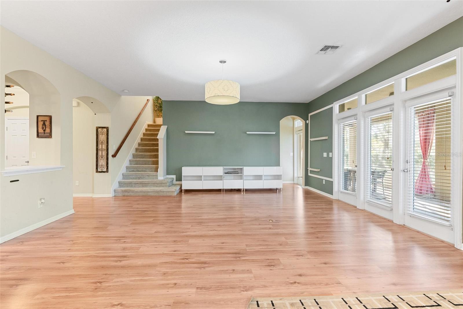 Image 19 of 61 For 6799 Helmsley Circle