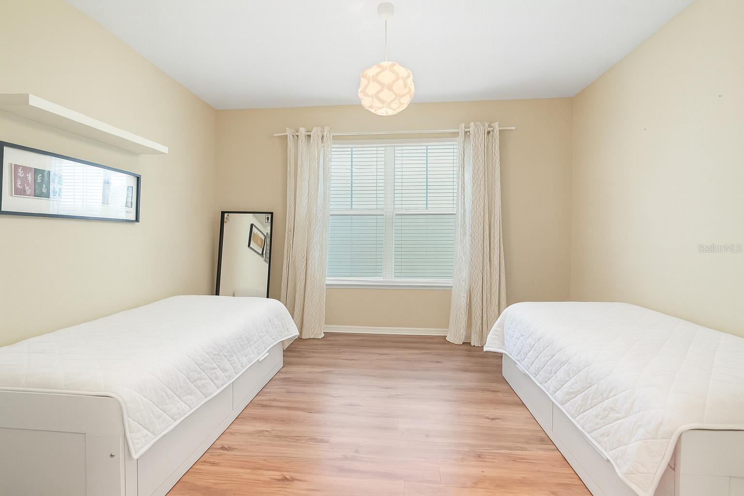 Image 27 of 61 For 6799 Helmsley Circle