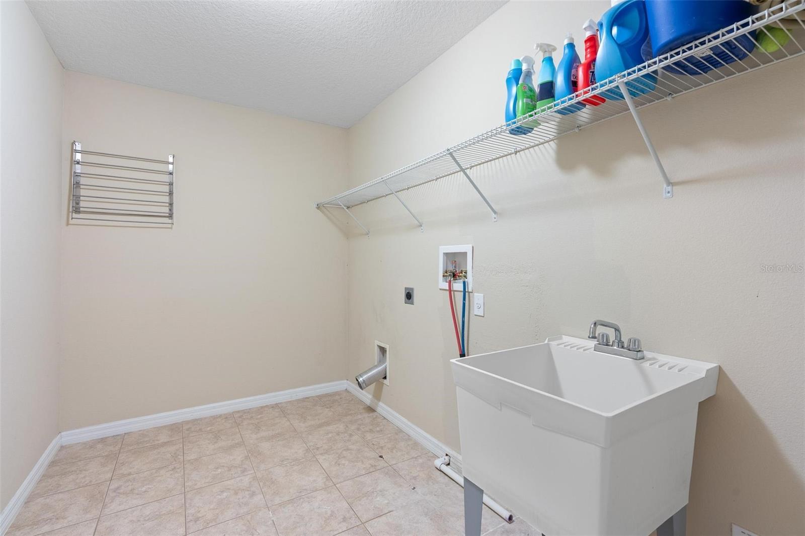 Image 41 of 61 For 6799 Helmsley Circle