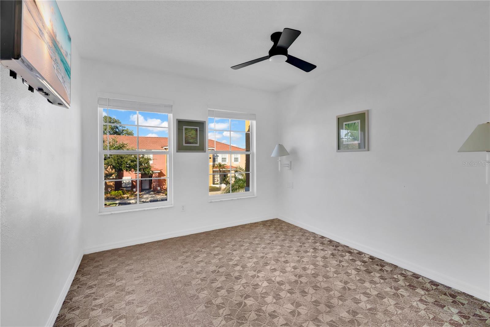 Image 16 of 36 For 1070 Park Ridge Circle