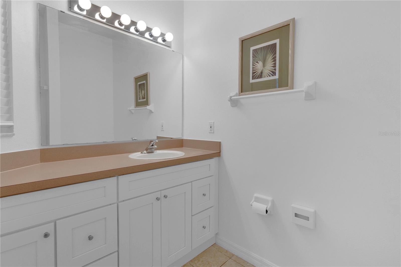 Image 17 of 36 For 1070 Park Ridge Circle