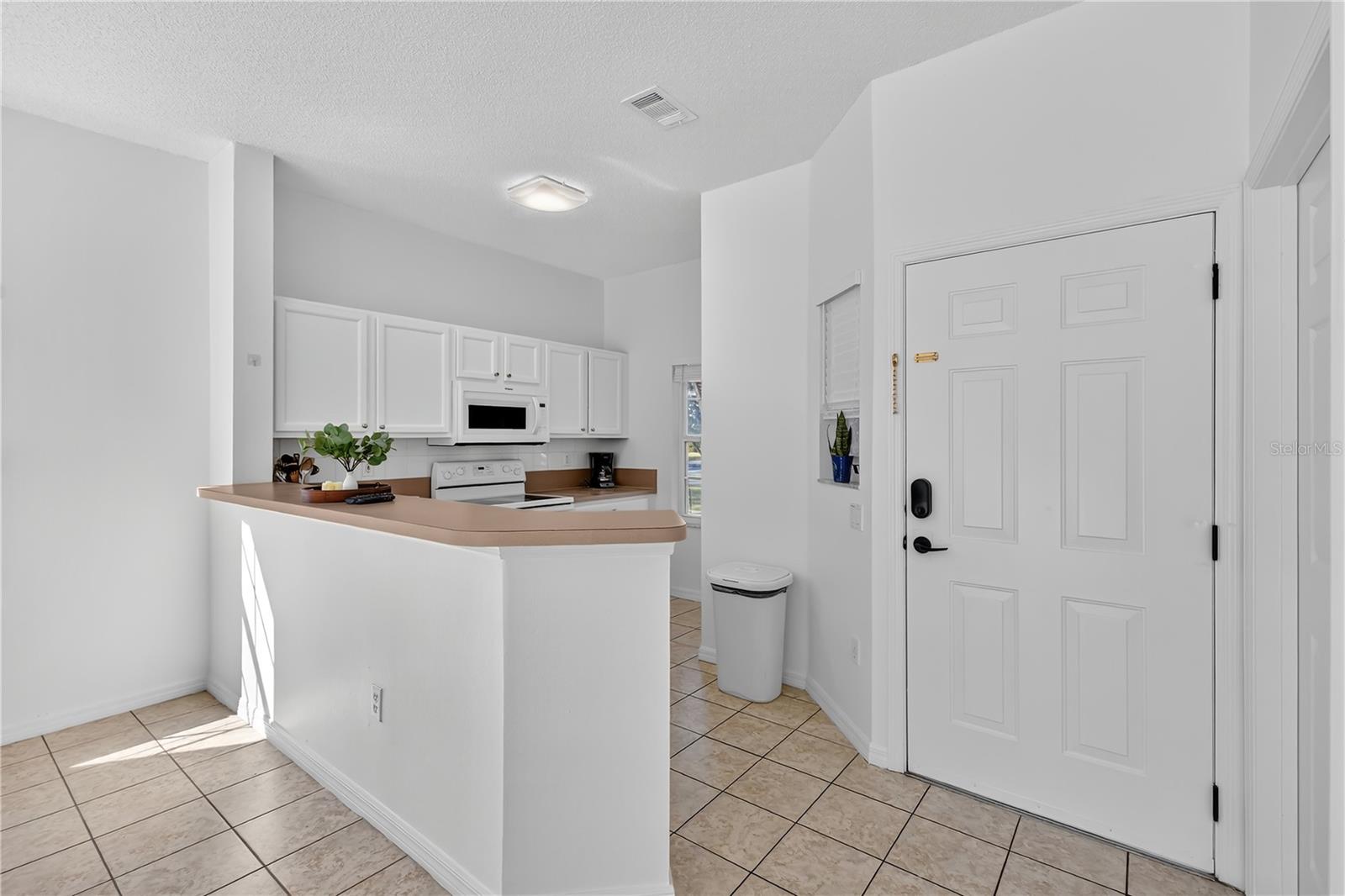 Image 7 of 36 For 1070 Park Ridge Circle