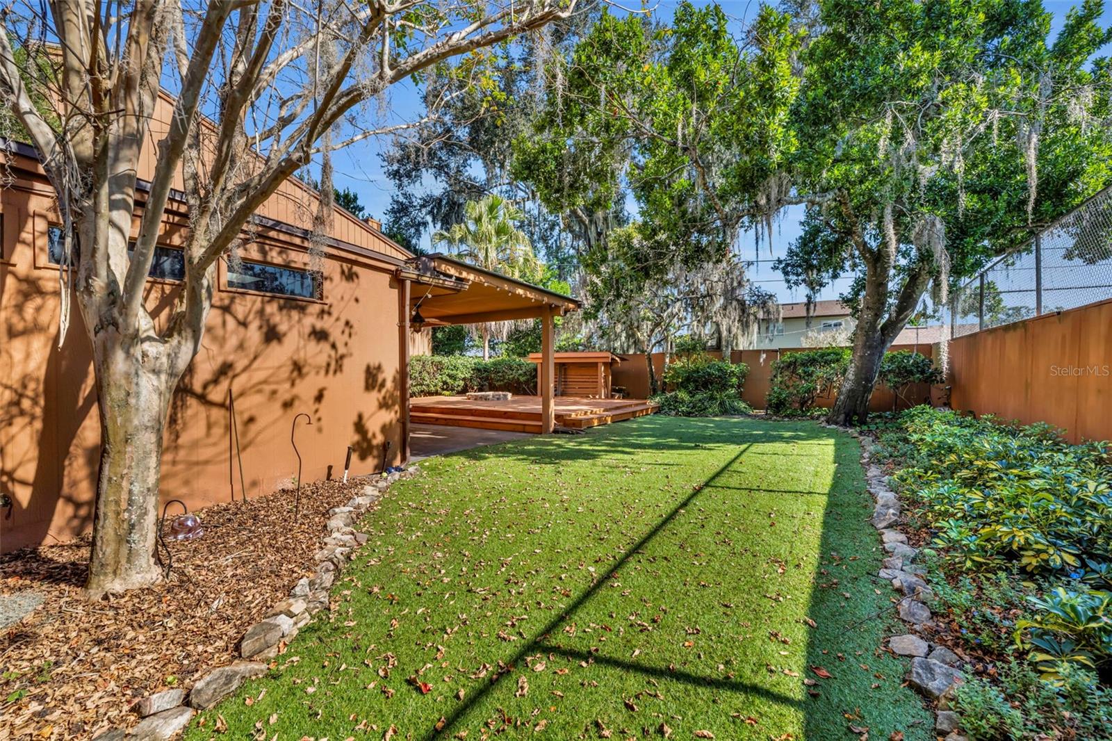 Image 30 of 44 For 115 Oaks Court