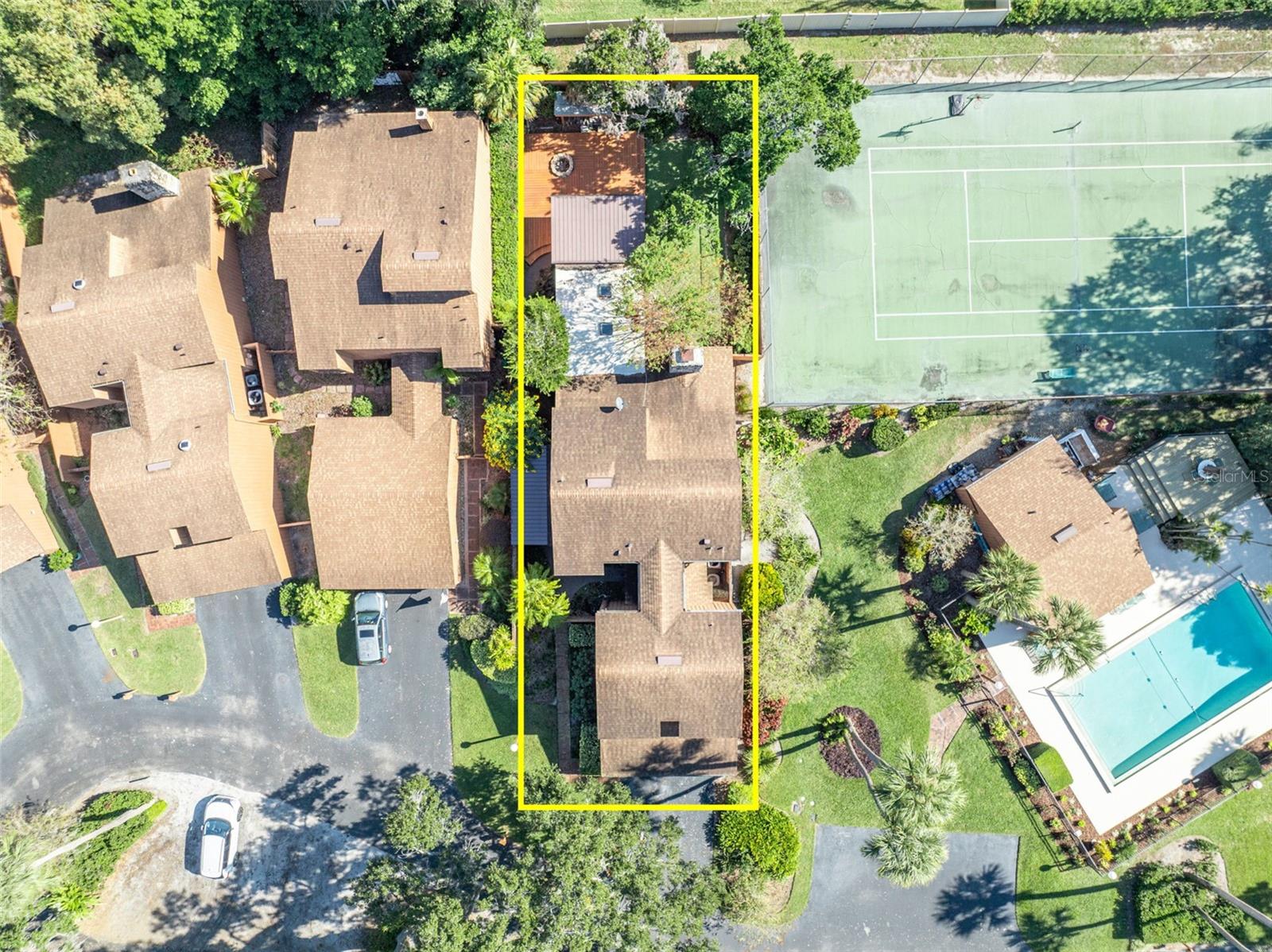 Image 32 of 44 For 115 Oaks Court