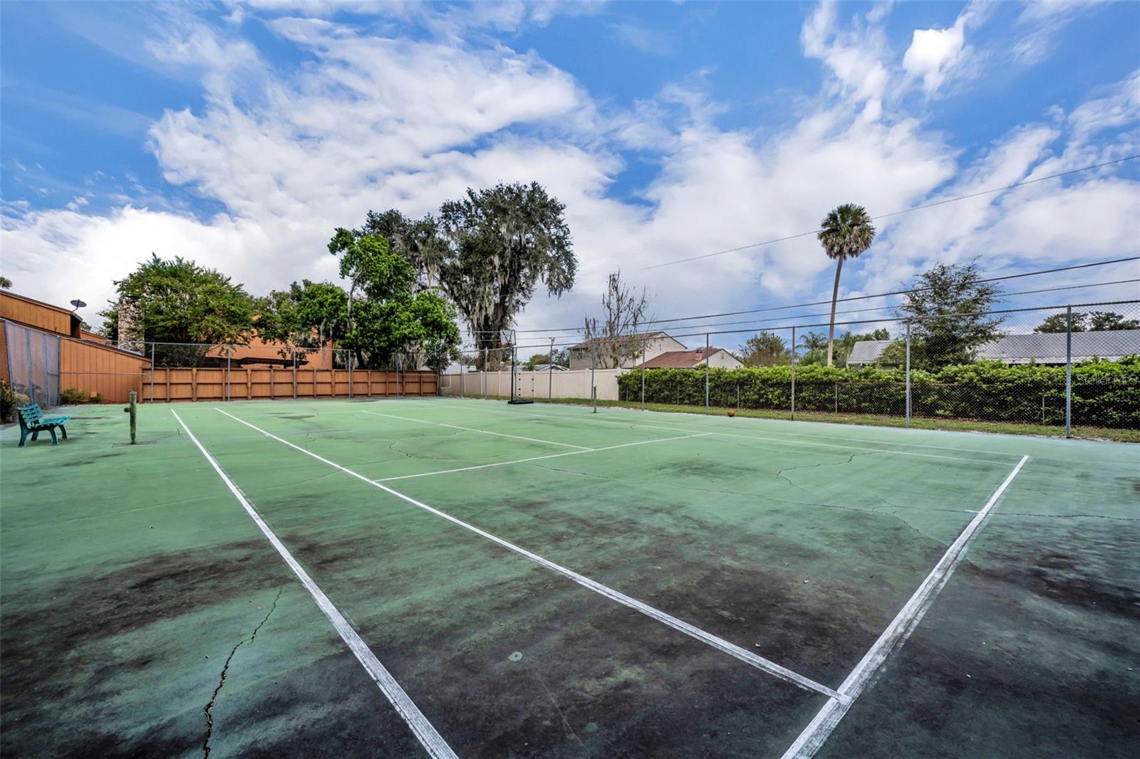 Image 41 of 44 For 115 Oaks Court