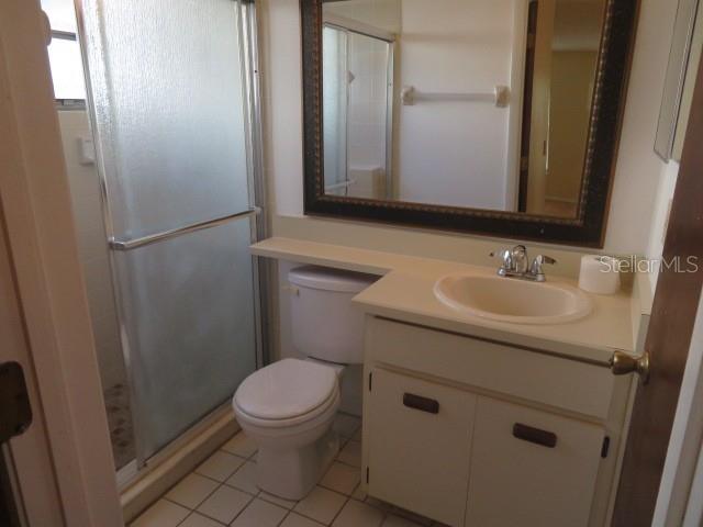 Image 8 of 19 For 1002 Gwyn Circle