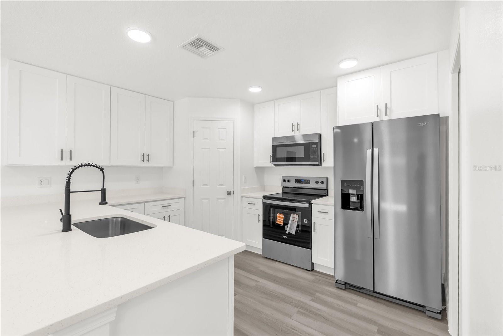 Image 7 of 22 For 1212 16th Street