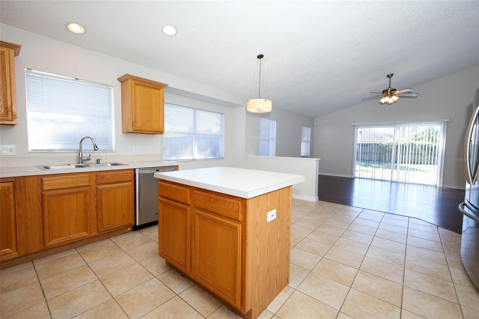 Image 17 of 61 For 2586 Alena Place