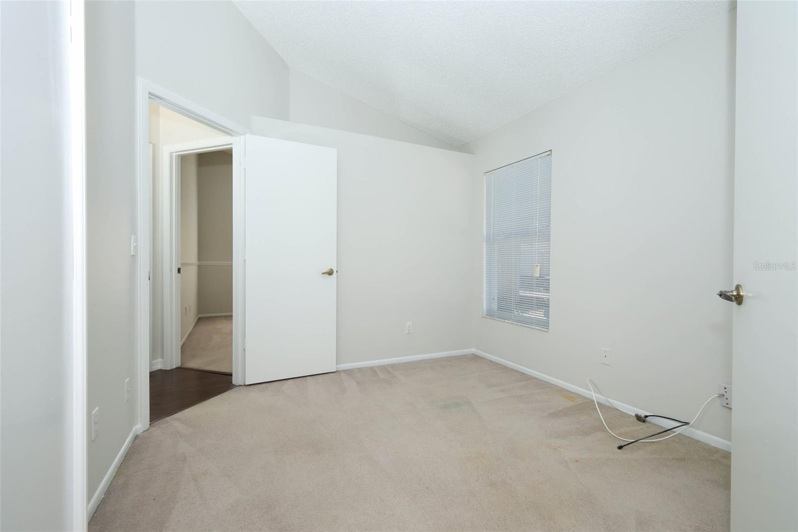 Image 34 of 61 For 2586 Alena Place