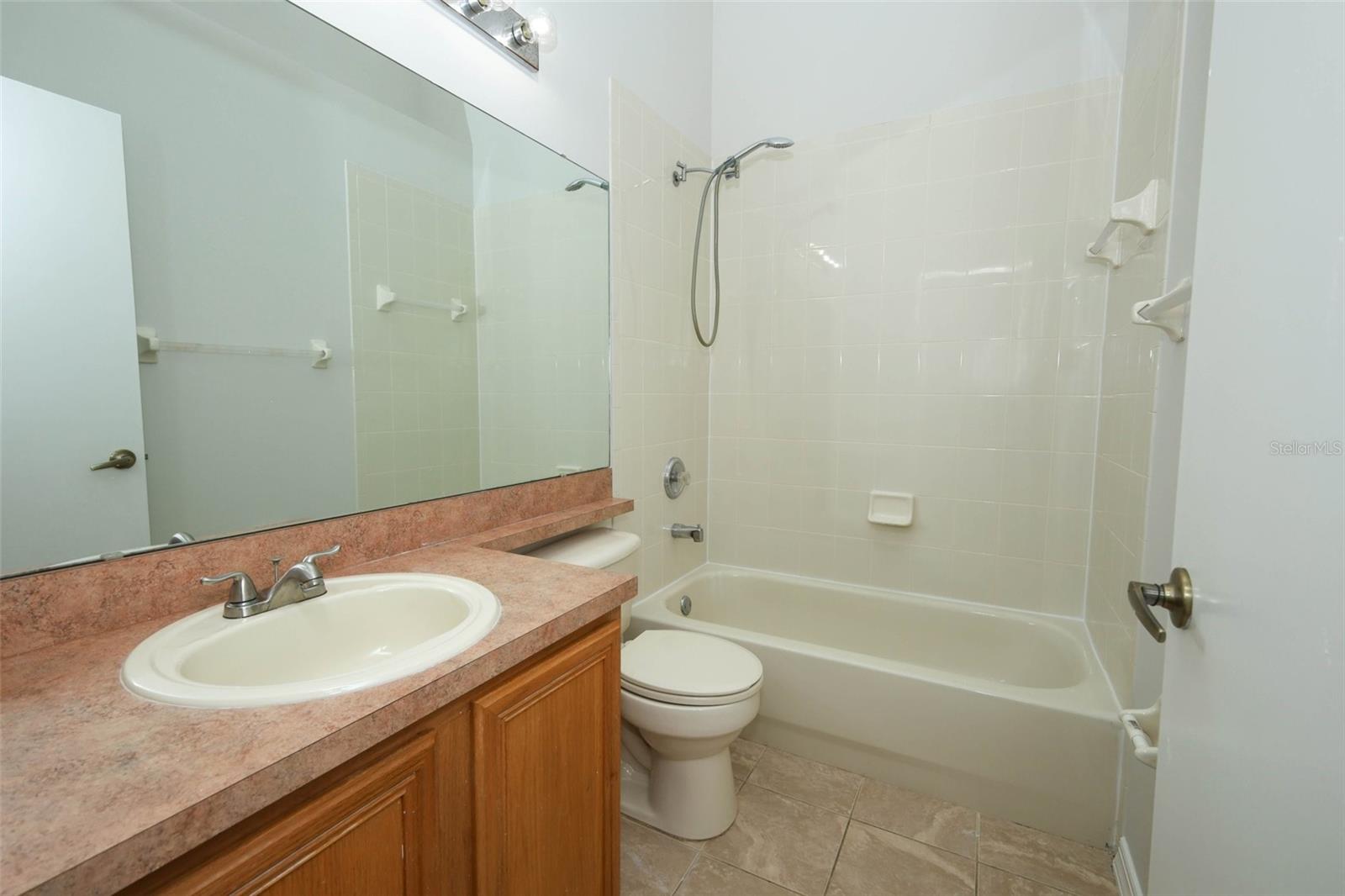 Image 37 of 61 For 2586 Alena Place