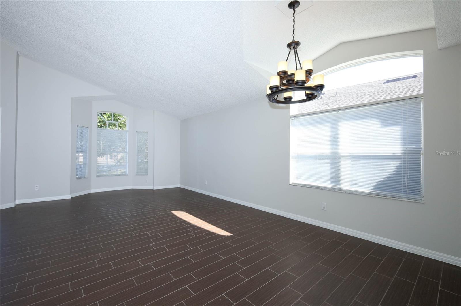 Image 7 of 61 For 2586 Alena Place