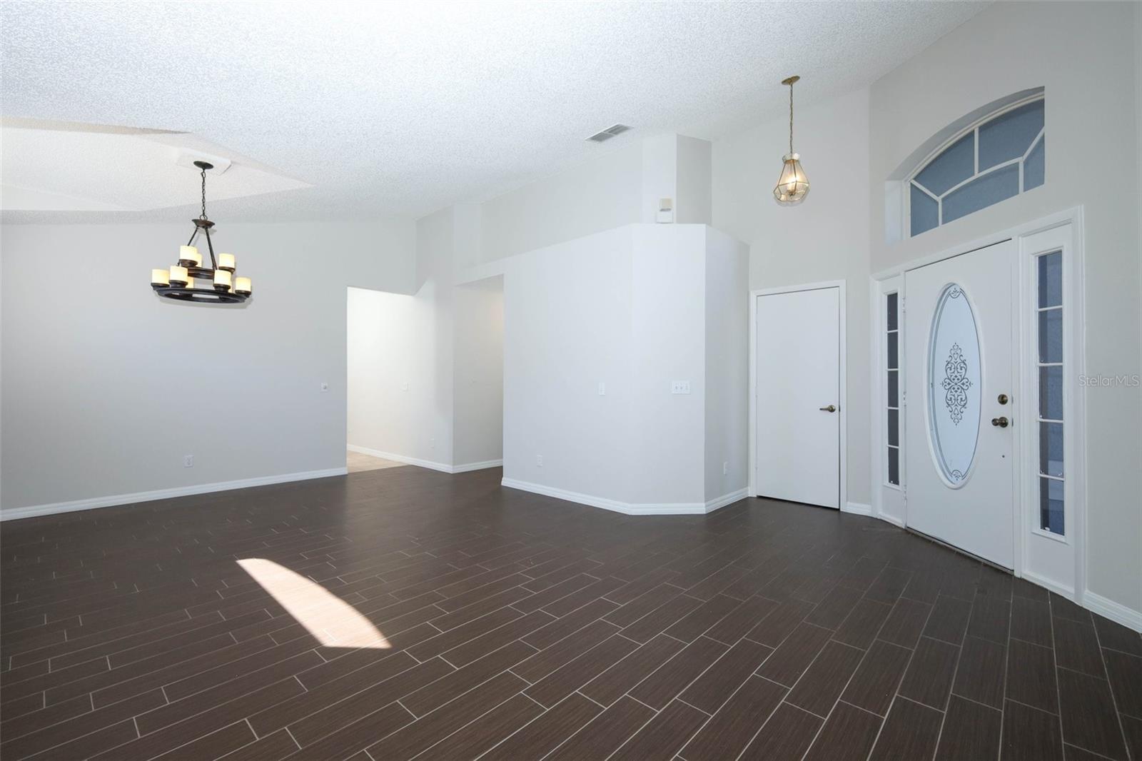 Image 8 of 61 For 2586 Alena Place