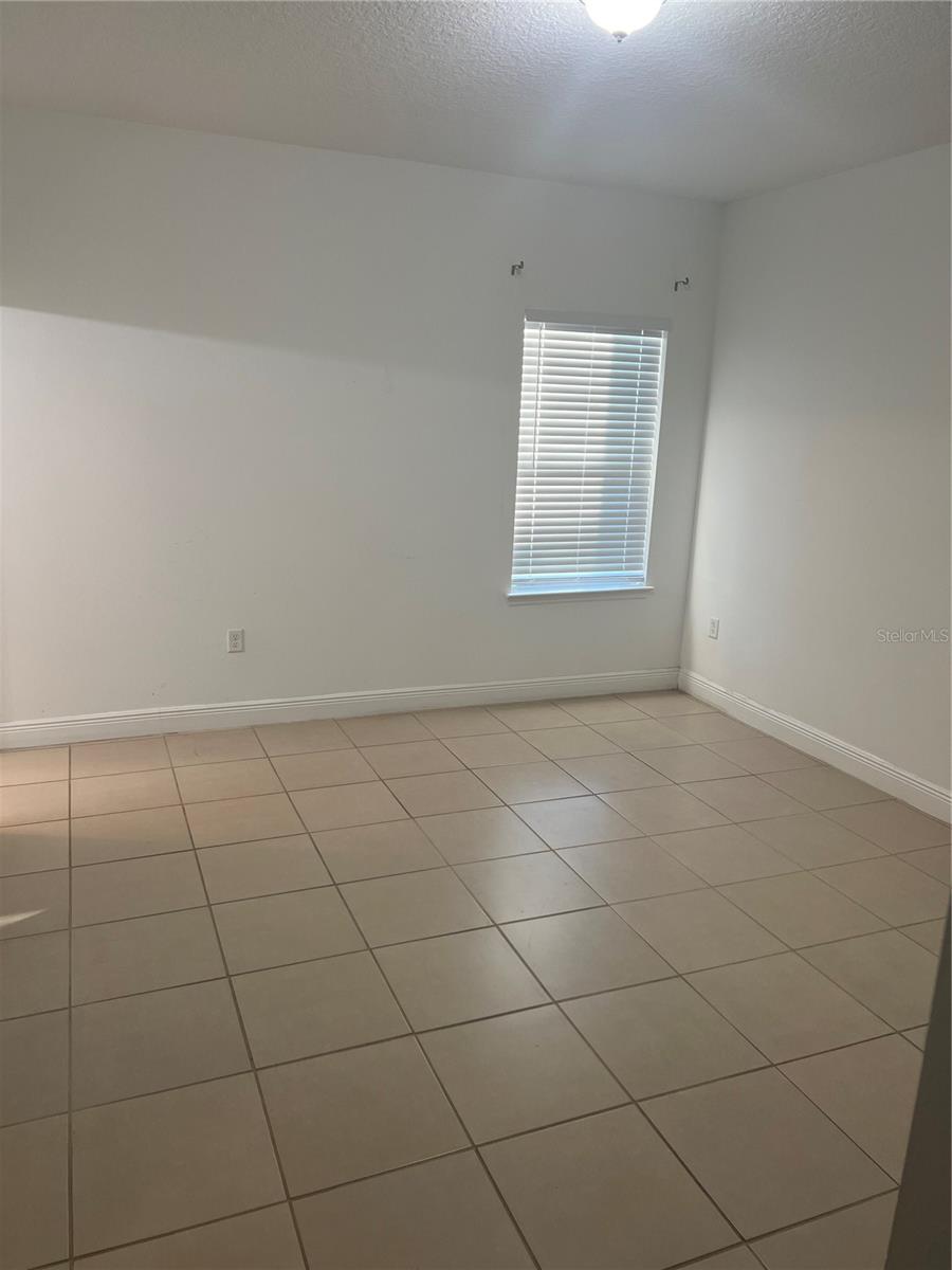 Image 4 of 7 For 312 Clearwater Lane