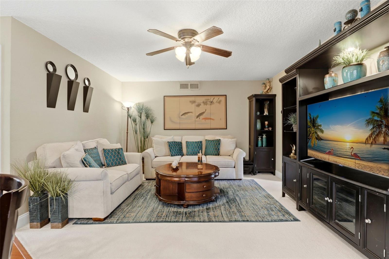 Image 15 of 42 For 323 Trancas Court