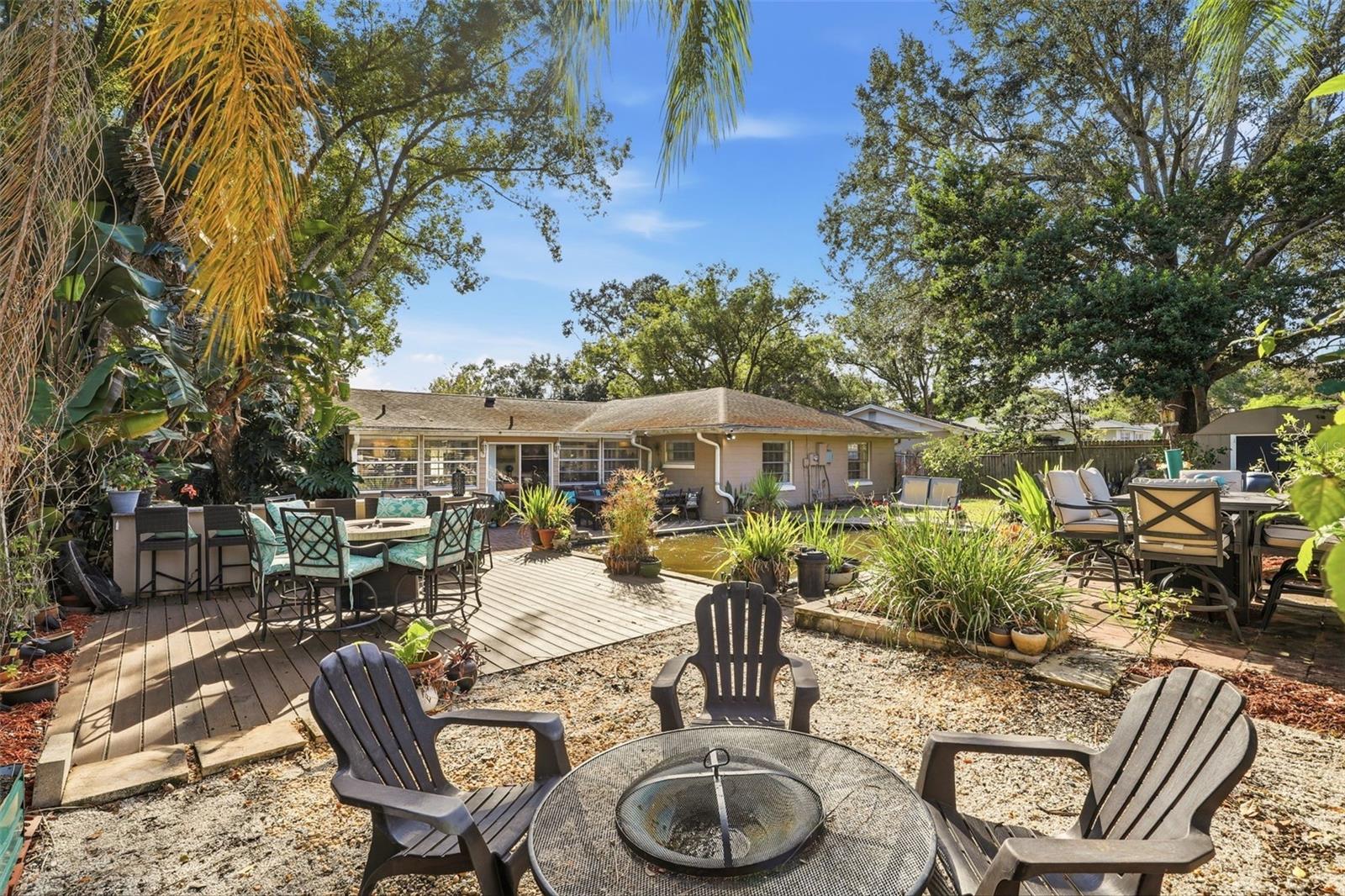 Image 35 of 42 For 323 Trancas Court