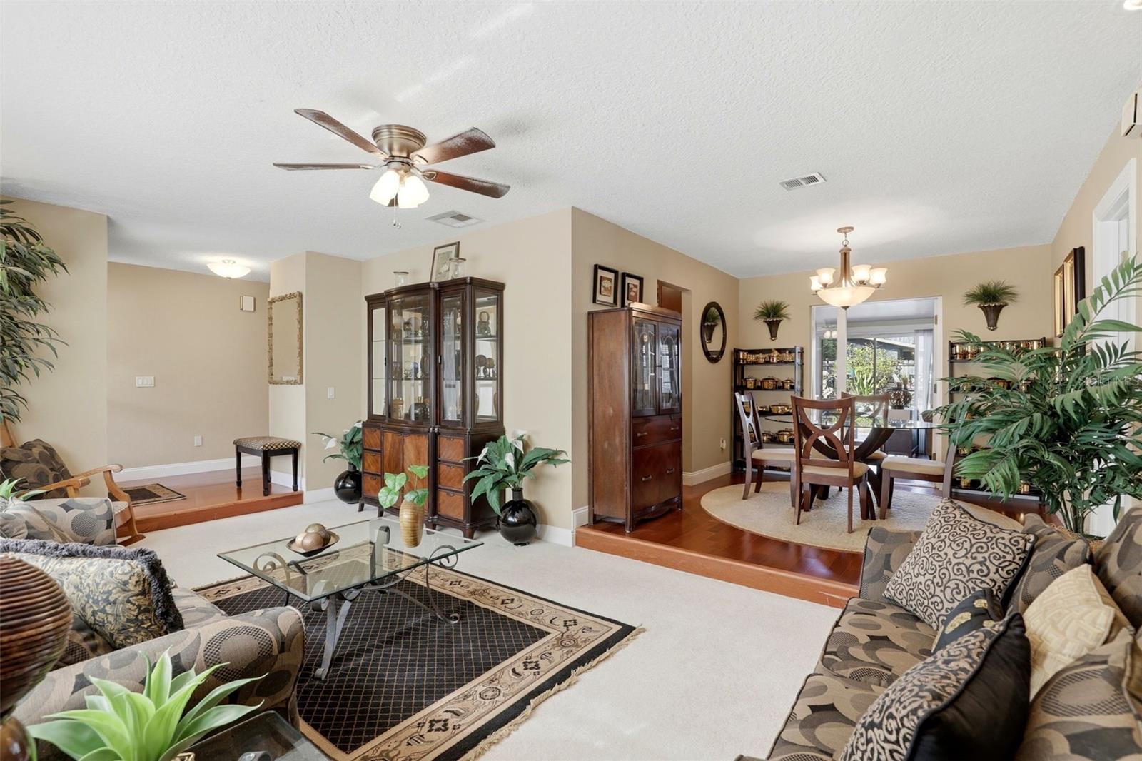 Image 7 of 42 For 323 Trancas Court