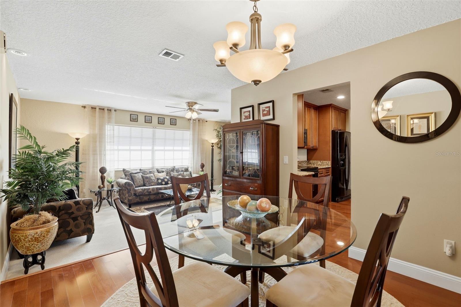 Image 9 of 42 For 323 Trancas Court