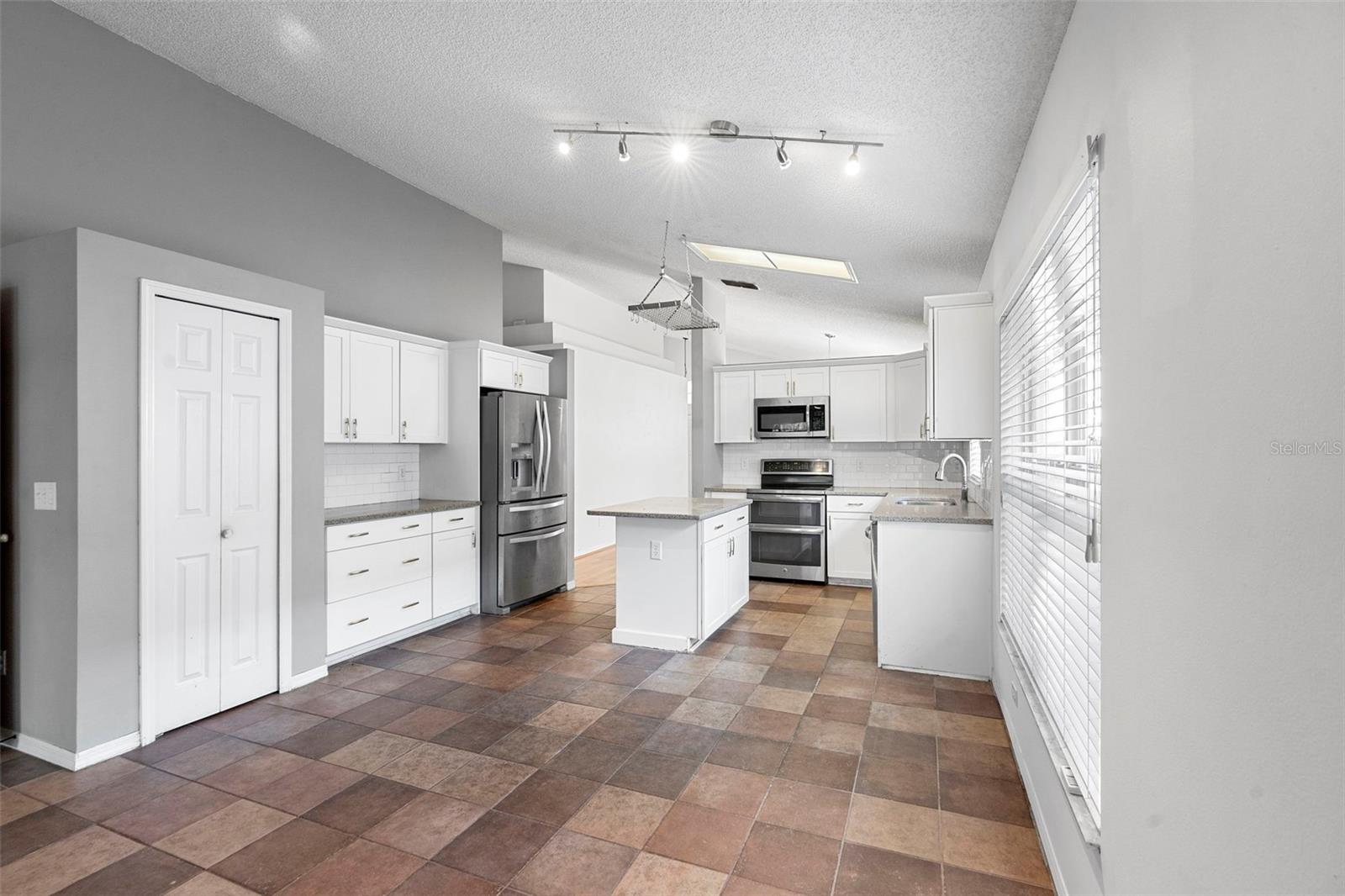 Image 7 of 48 For 2640 Heron Landing Court