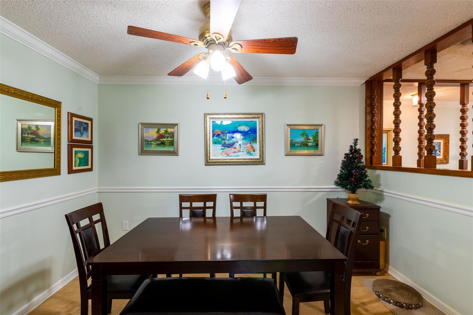 Image 15 of 56 For 258 Cambridge Drive