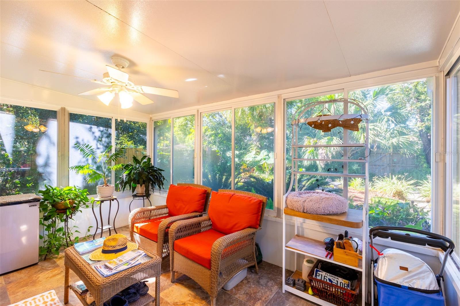 Image 34 of 56 For 258 Cambridge Drive