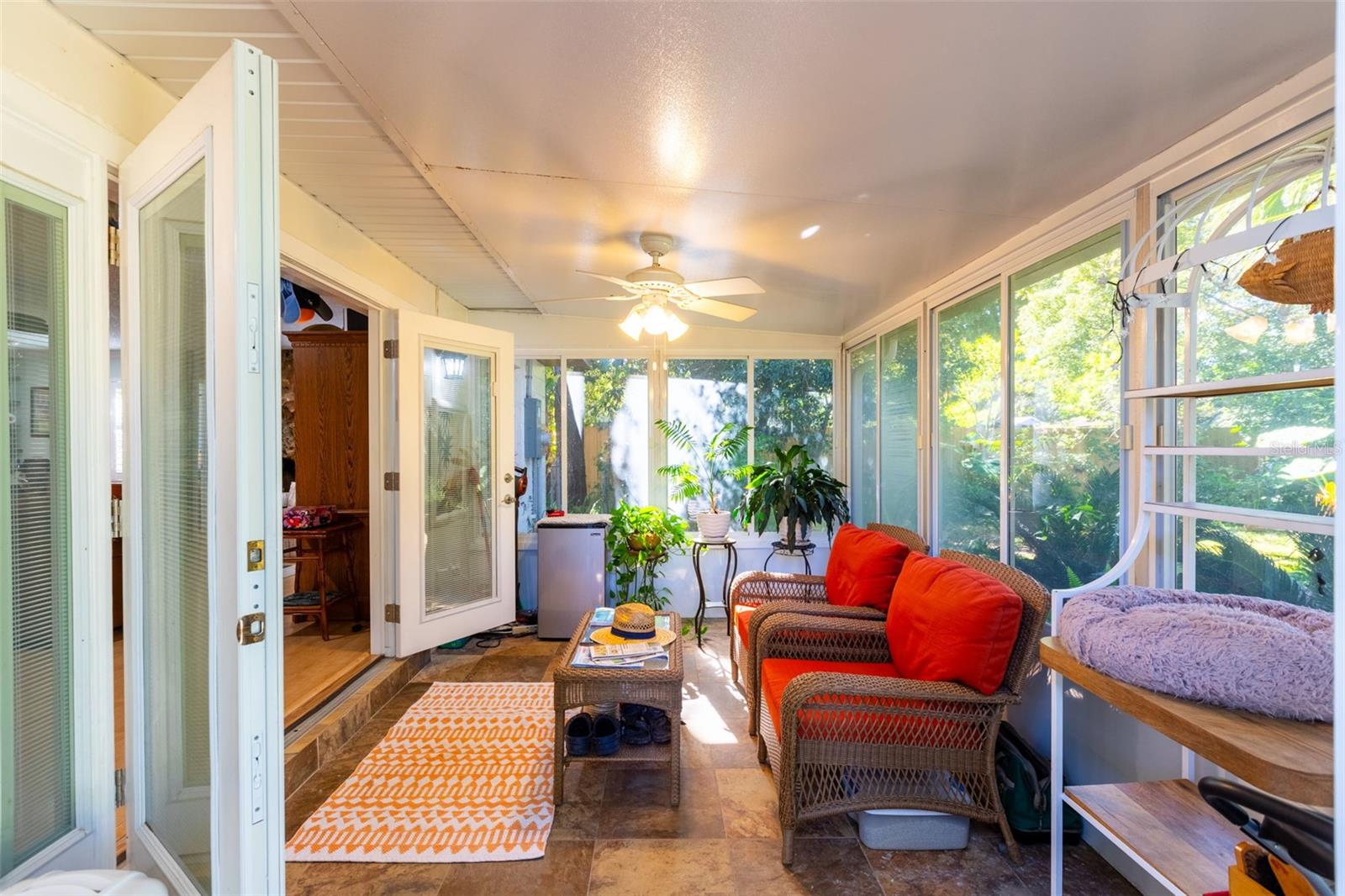 Image 36 of 56 For 258 Cambridge Drive