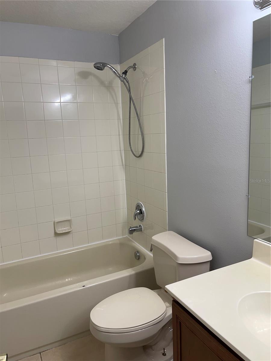 Listing photo id 20 for 2061 Retreat View Circle