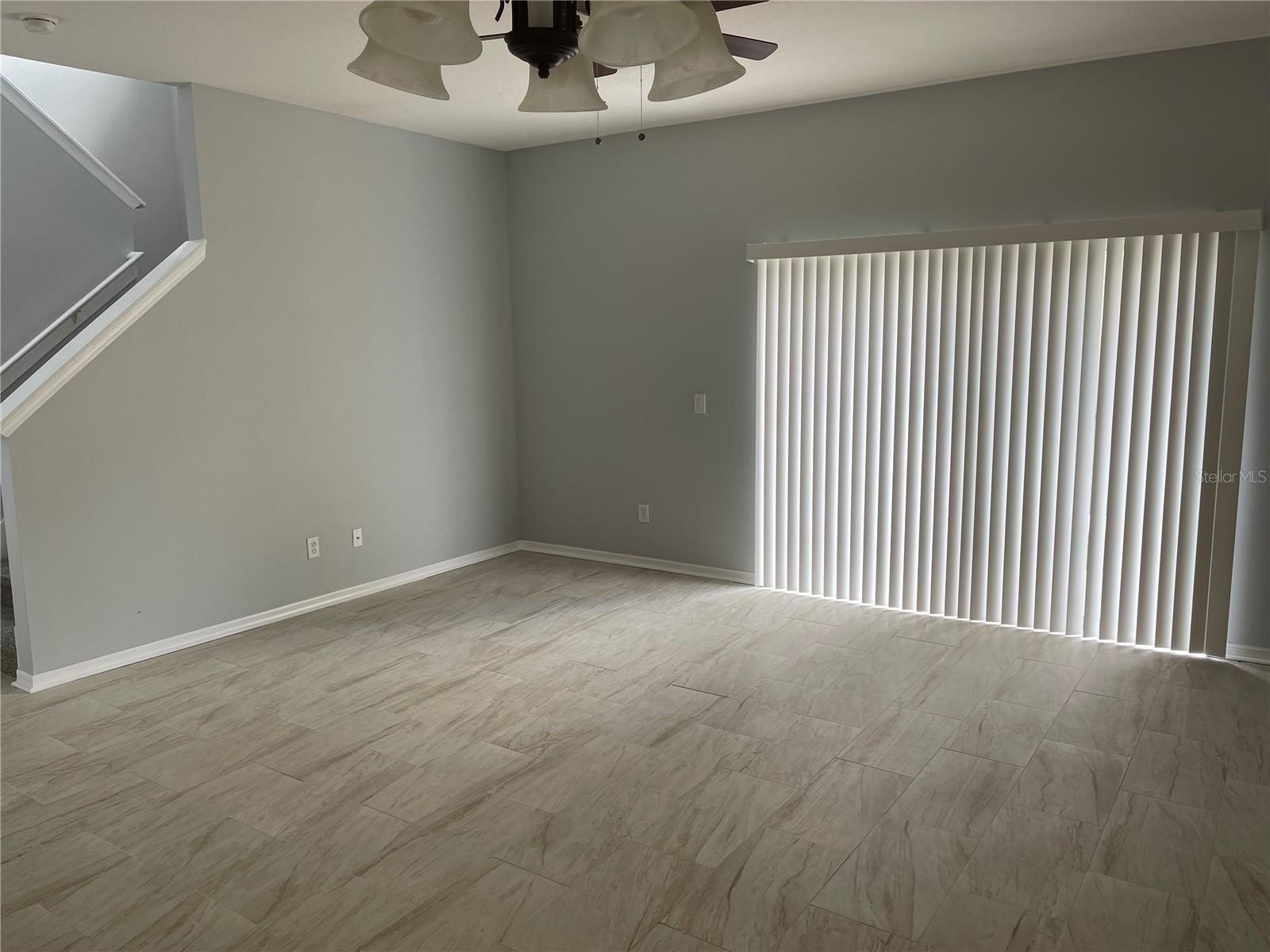 Listing photo id 6 for 2061 Retreat View Circle