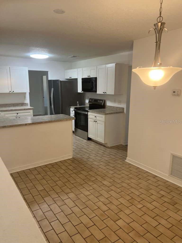 Image 2 of 16 For 4872 Lighthouse Road