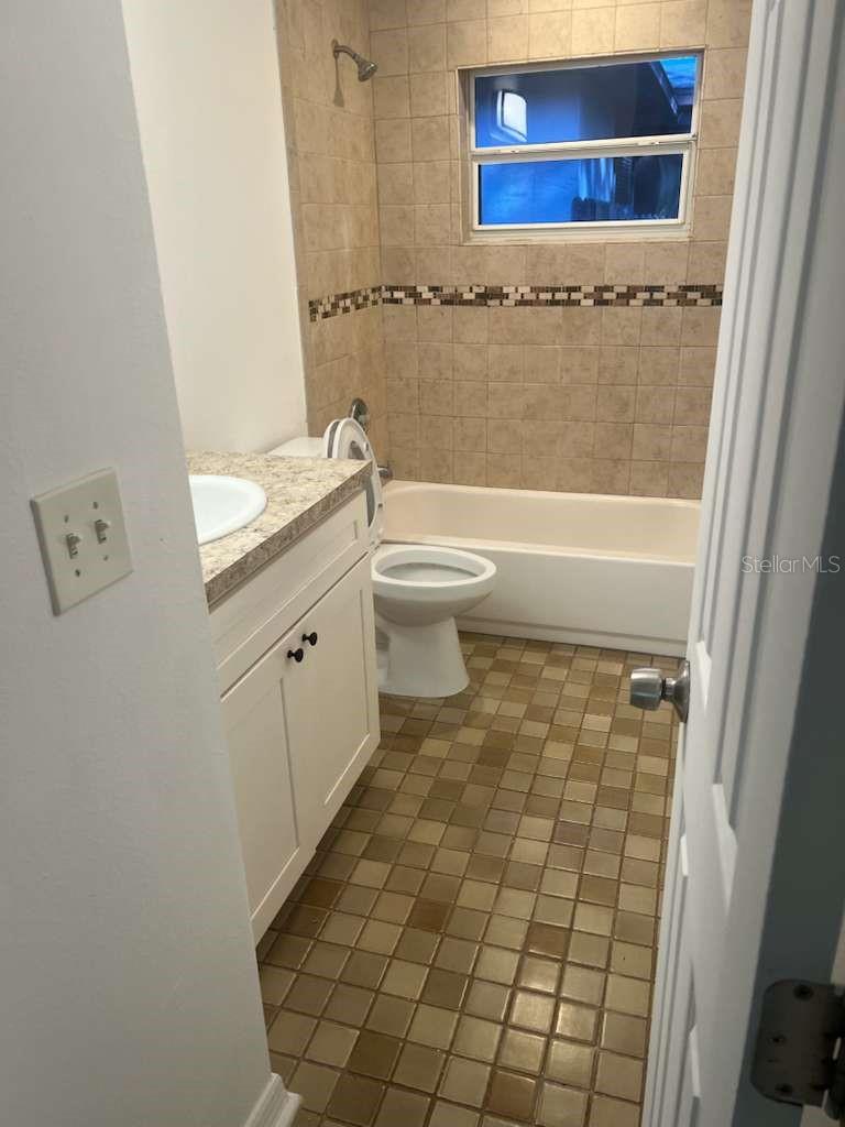 Image 4 of 16 For 4872 Lighthouse Road