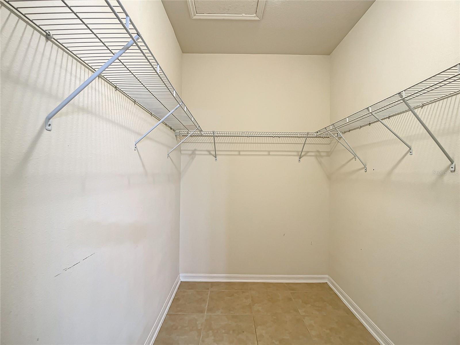 Image 18 of 46 For 3807 Enchantment Lane