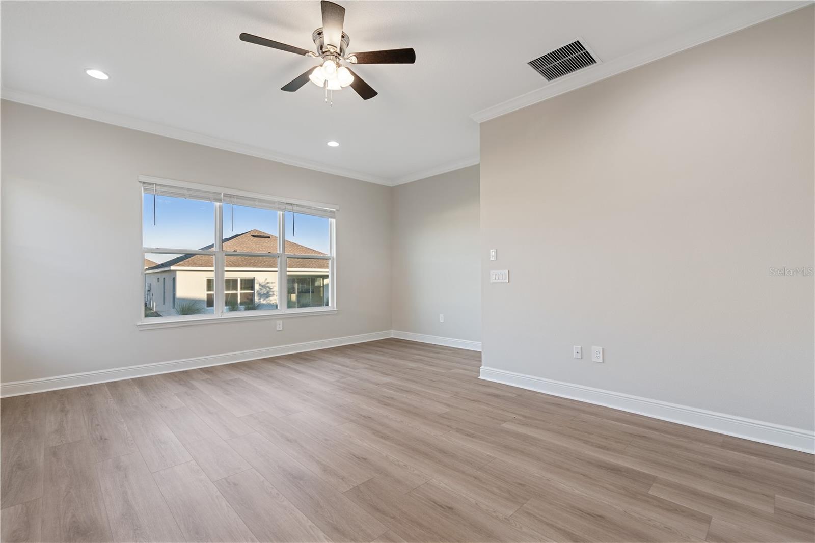 Image 16 of 33 For 7851 Stoney Bay Loop