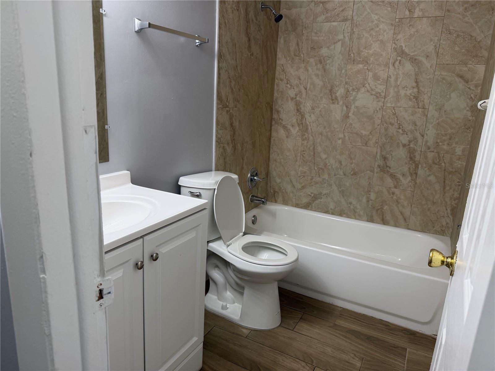 Image 7 of 9 For 5317 Curry Ford  P104