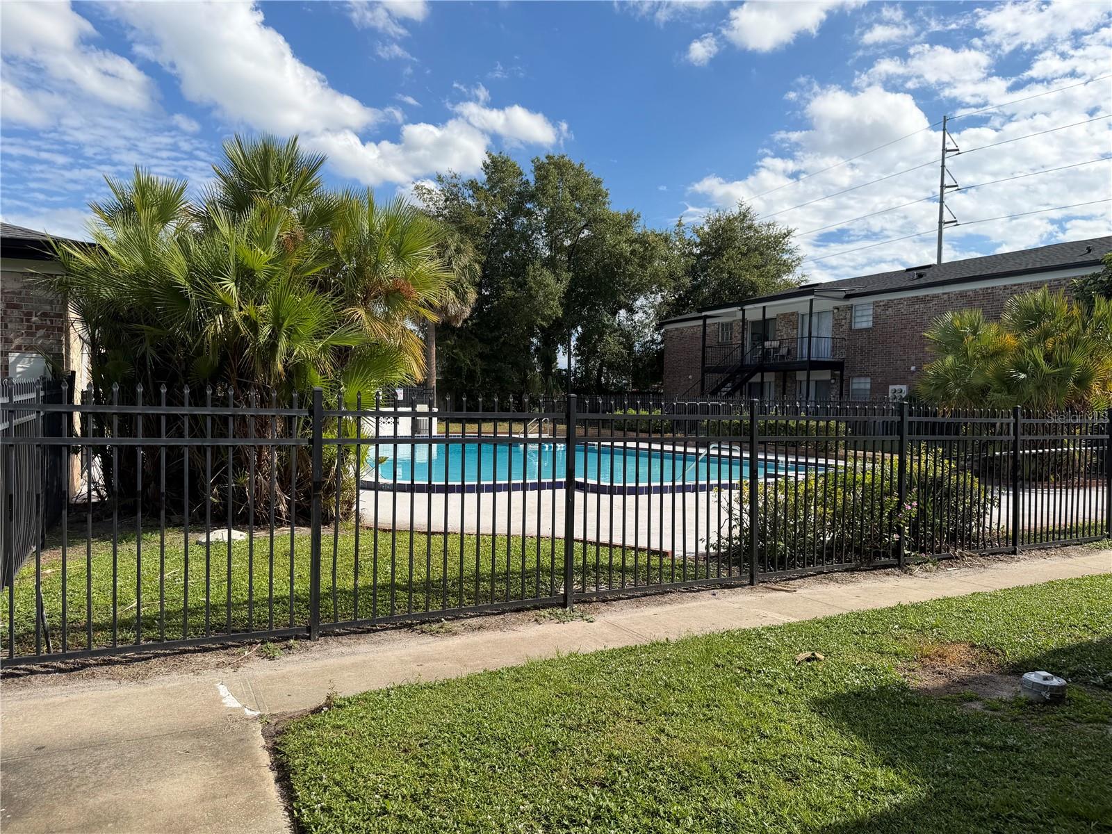 Image 9 of 9 For 5317 Curry Ford  P104