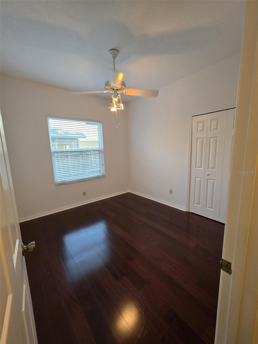 Image 16 of 31 For 1892 White Avenue