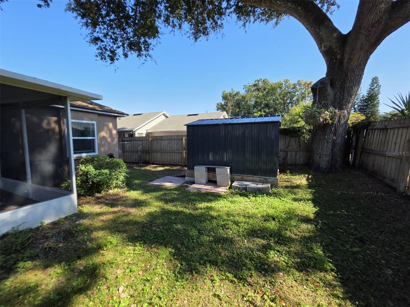 Image 4 of 31 For 1892 White Avenue