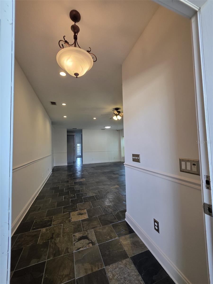 Image 8 of 31 For 1892 White Avenue